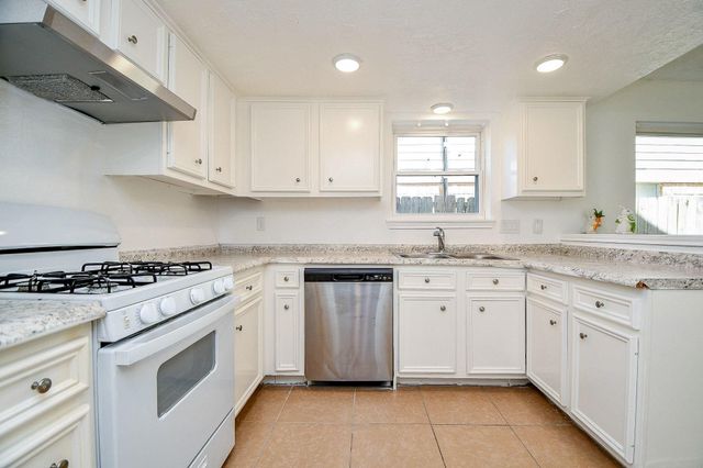 7203 Santa Rita Drive, Houston, TX 77083