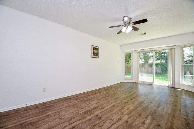 7203 Santa Rita Drive, Houston, TX 77083