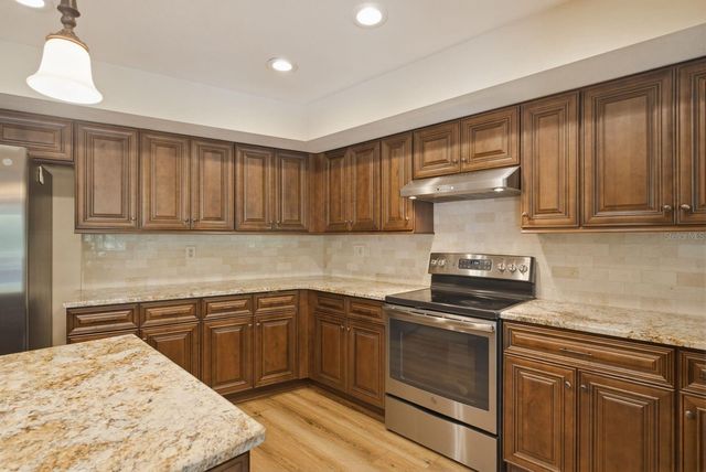 3472 SHORELINE CIRCLE, Palm Harbor, FL 34684