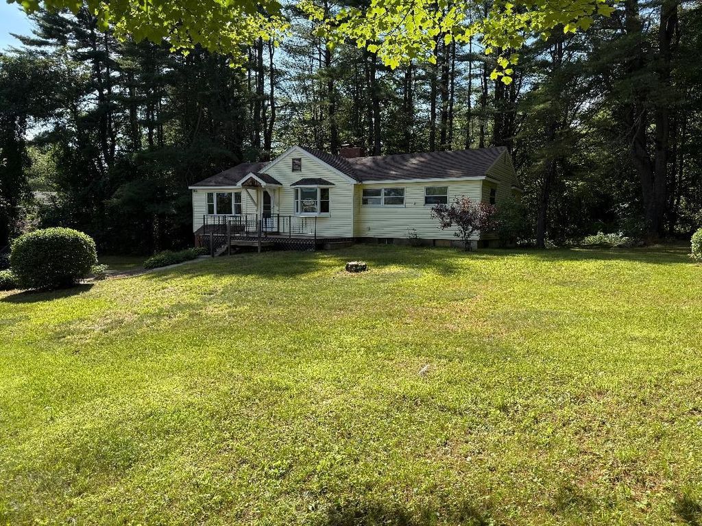 21 Hillside Avenue, Ashland, NH 03217