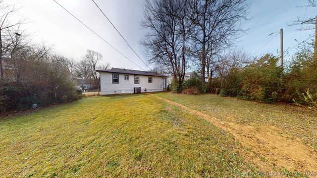 241 E 53rd Street N, Tulsa, OK 74126