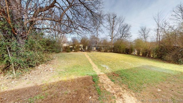 241 E 53rd Street N, Tulsa, OK 74126