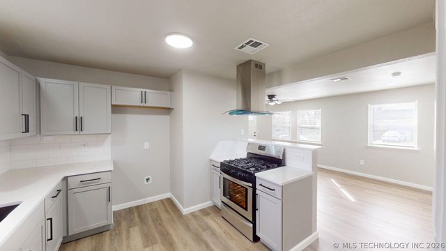 241 E 53rd Street N, Tulsa, OK 74126