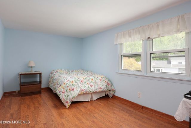 167 Crestview Drive, Middletown, NJ 07748