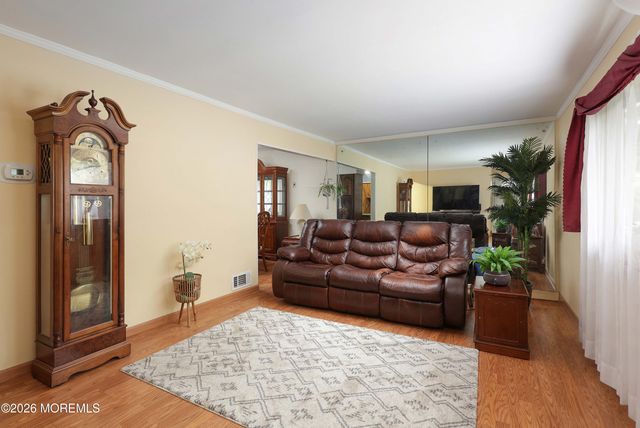 167 Crestview Drive, Middletown, NJ 07748