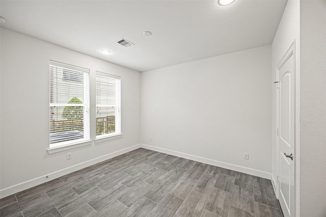 719 Leverkuhn Street, Houston, TX 77007
