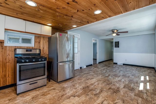 2 Depot St 2, Wareham, MA 02538