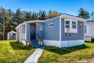 2 Depot St 2, Wareham, MA 02538