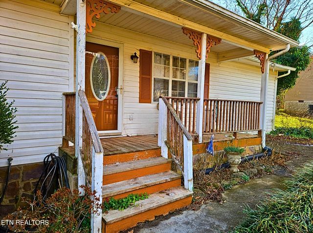 225 County Road 587, Englewood, TN 37329