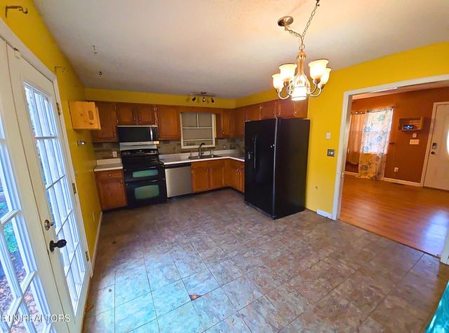 225 County Road 587, Englewood, TN 37329