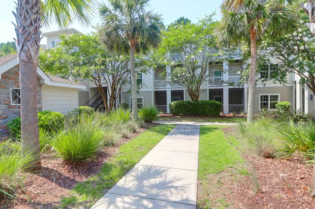 1300 Park West Boulevard Unit 512, Mount Pleasant, SC 29466