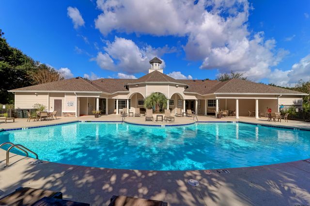 1300 Park West Boulevard Unit 512, Mount Pleasant, SC 29466
