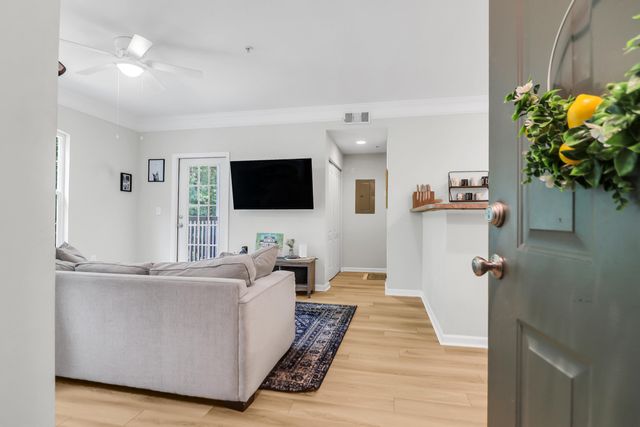1300 Park West Boulevard Unit 512, Mount Pleasant, SC 29466