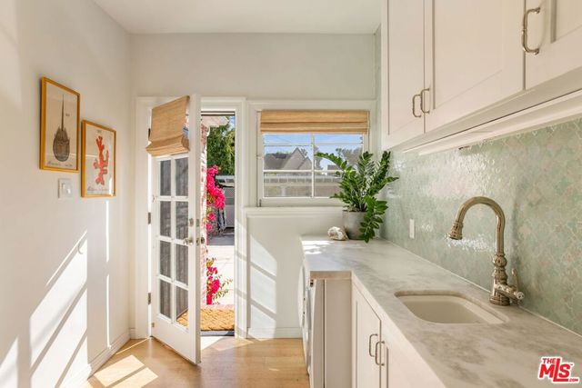 902 S Citrus Avenue, Los Angeles, CA 90036