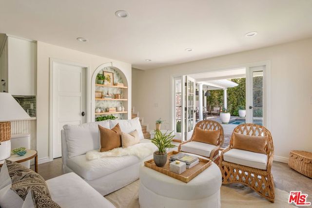 902 S Citrus Avenue, Los Angeles, CA 90036