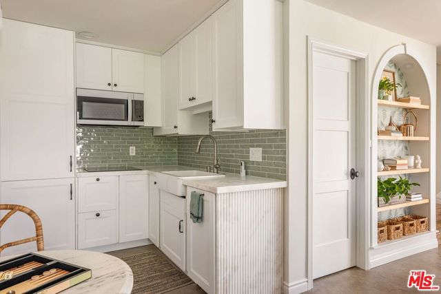 902 S Citrus Avenue, Los Angeles, CA 90036