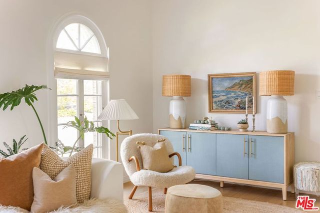 902 S Citrus Avenue, Los Angeles, CA 90036