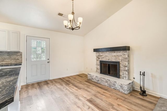 1359 Acacia Court, Lemoore, CA 93245