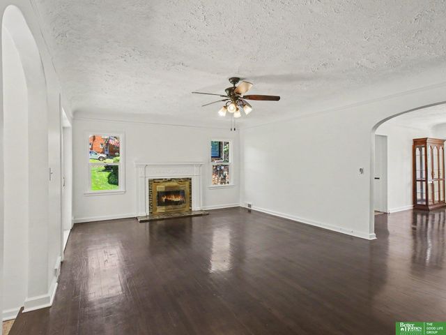 306 Bellevue Boulevard, Bellevue, NE 68005