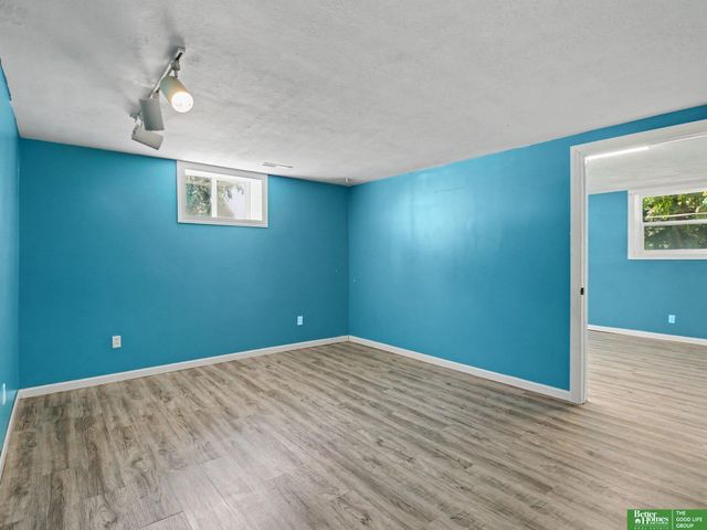 306 Bellevue Boulevard, Bellevue, NE 68005