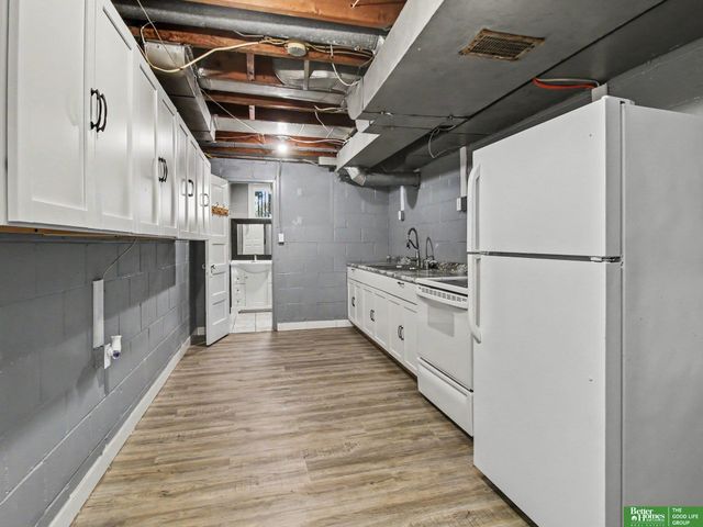 306 Bellevue Boulevard, Bellevue, NE 68005