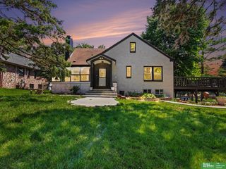 306 Bellevue Boulevard, Bellevue, NE 68005