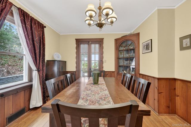 427 Westchester Avenue, White Plains, NY 10604