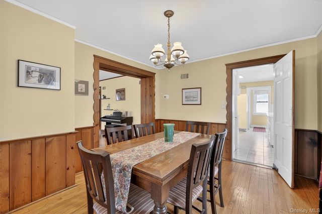 427 Westchester Avenue, White Plains, NY 10604