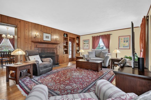 427 Westchester Avenue, White Plains, NY 10604