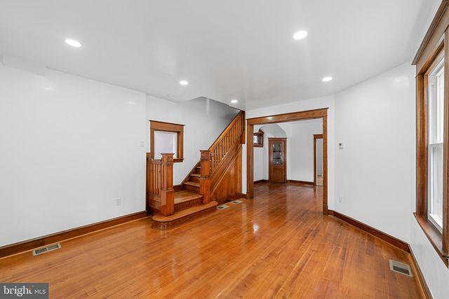 407 E SANGER ST, Philadelphia, PA 19120