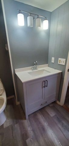 75 Woodruff Rd, Clinton, MA 01510