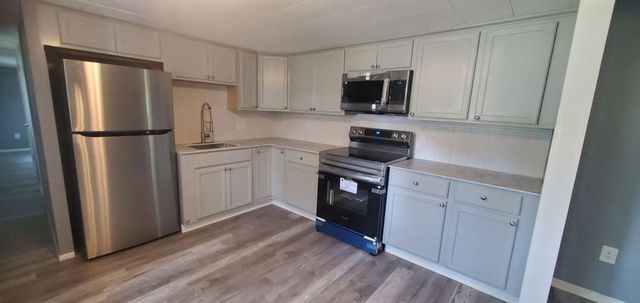 75 Woodruff Rd, Clinton, MA 01510