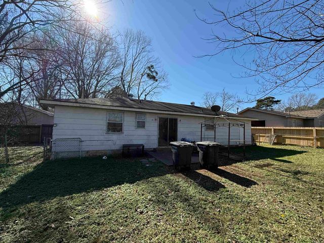 200 Wright Cv, Jacksonville, AR 72076