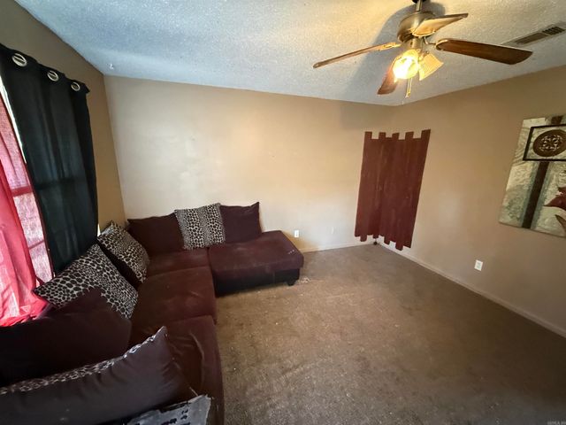 200 Wright Cv, Jacksonville, AR 72076