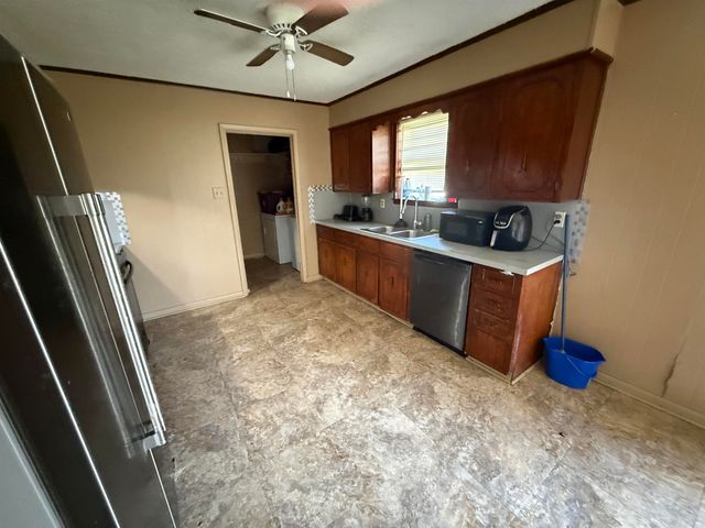 200 Wright Cv, Jacksonville, AR 72076