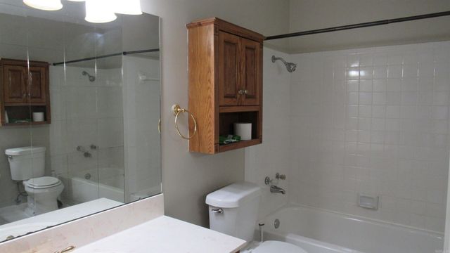 518 Green Mountain Cir Apt 16, Little Rock, AR 72211