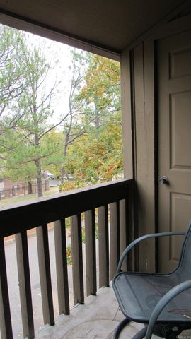 518 Green Mountain Cir Apt 16, Little Rock, AR 72211