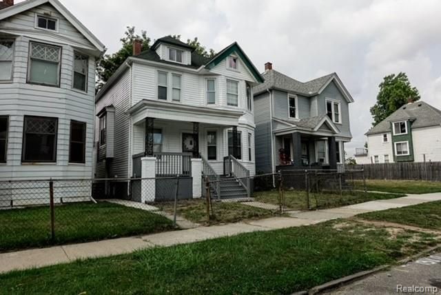 5733 Fischer Street, Detroit, MI 48213