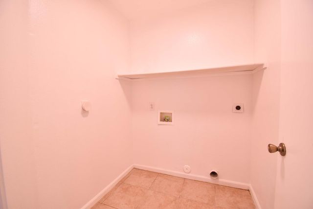 6780 N 74th Drive, Glendale, AZ 85303