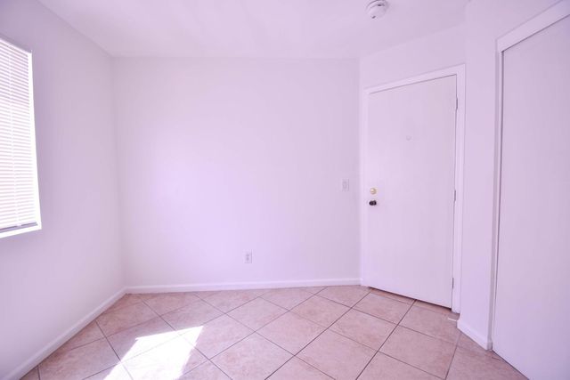 6780 N 74th Drive, Glendale, AZ 85303