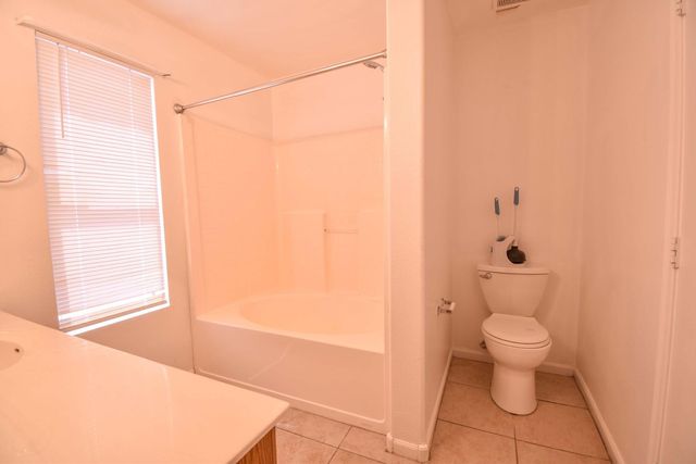 6780 N 74th Drive, Glendale, AZ 85303