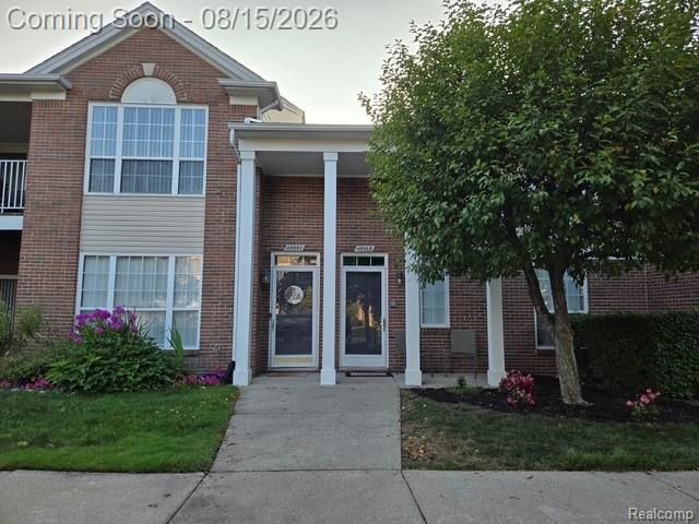 45565 Heather Ridge Drive, Macomb, MI 48044