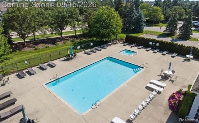 45565 Heather Ridge Drive, Macomb, MI 48044