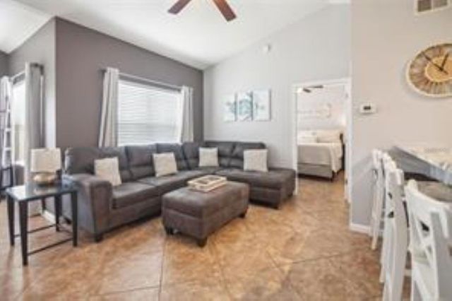 10764 70TH AVENUE 3305, Seminole, FL 33772