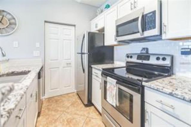 10764 70TH AVENUE 3305, Seminole, FL 33772