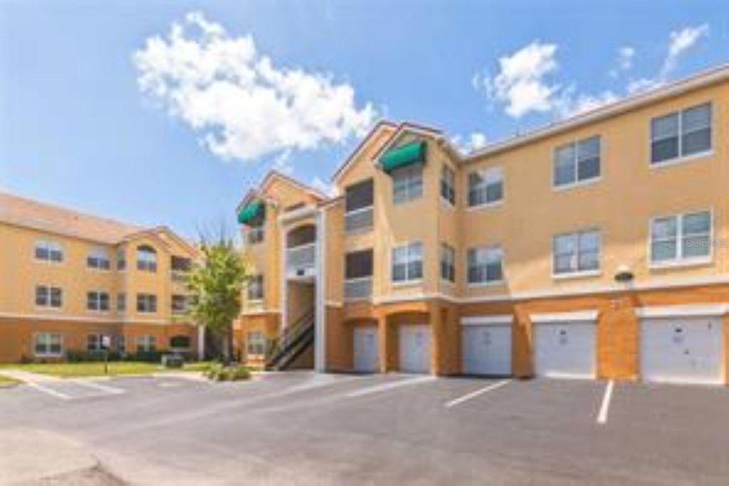 10764 70TH AVENUE 3305, Seminole, FL 33772