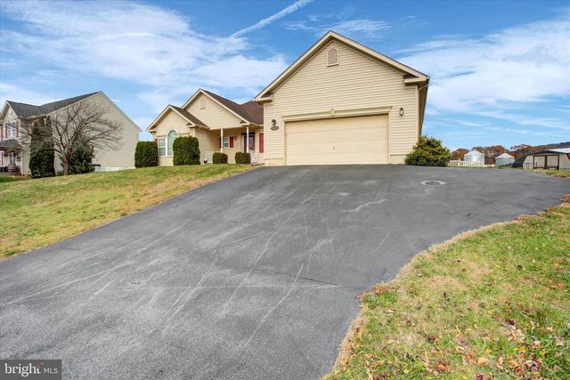 2944 CONSTELLATION DRIVE, Chambersburg, PA 17202