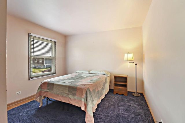 12702 64th AVENUE, Pleasant Prairie, WI 53158
