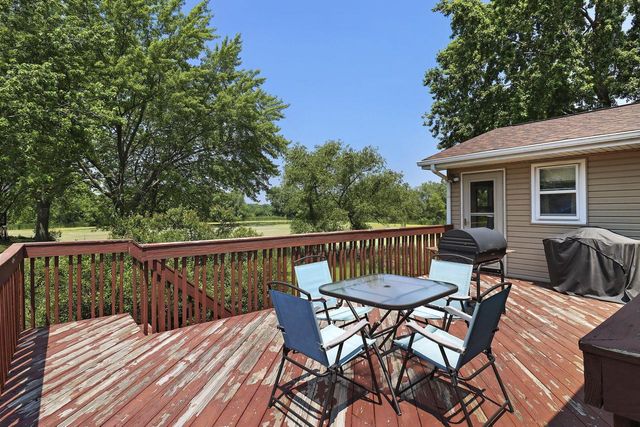 12702 64th AVENUE, Pleasant Prairie, WI 53158