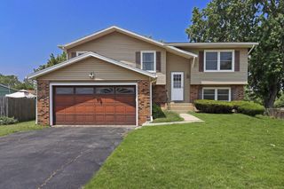 12702 64th AVENUE, Pleasant Prairie, WI 53158